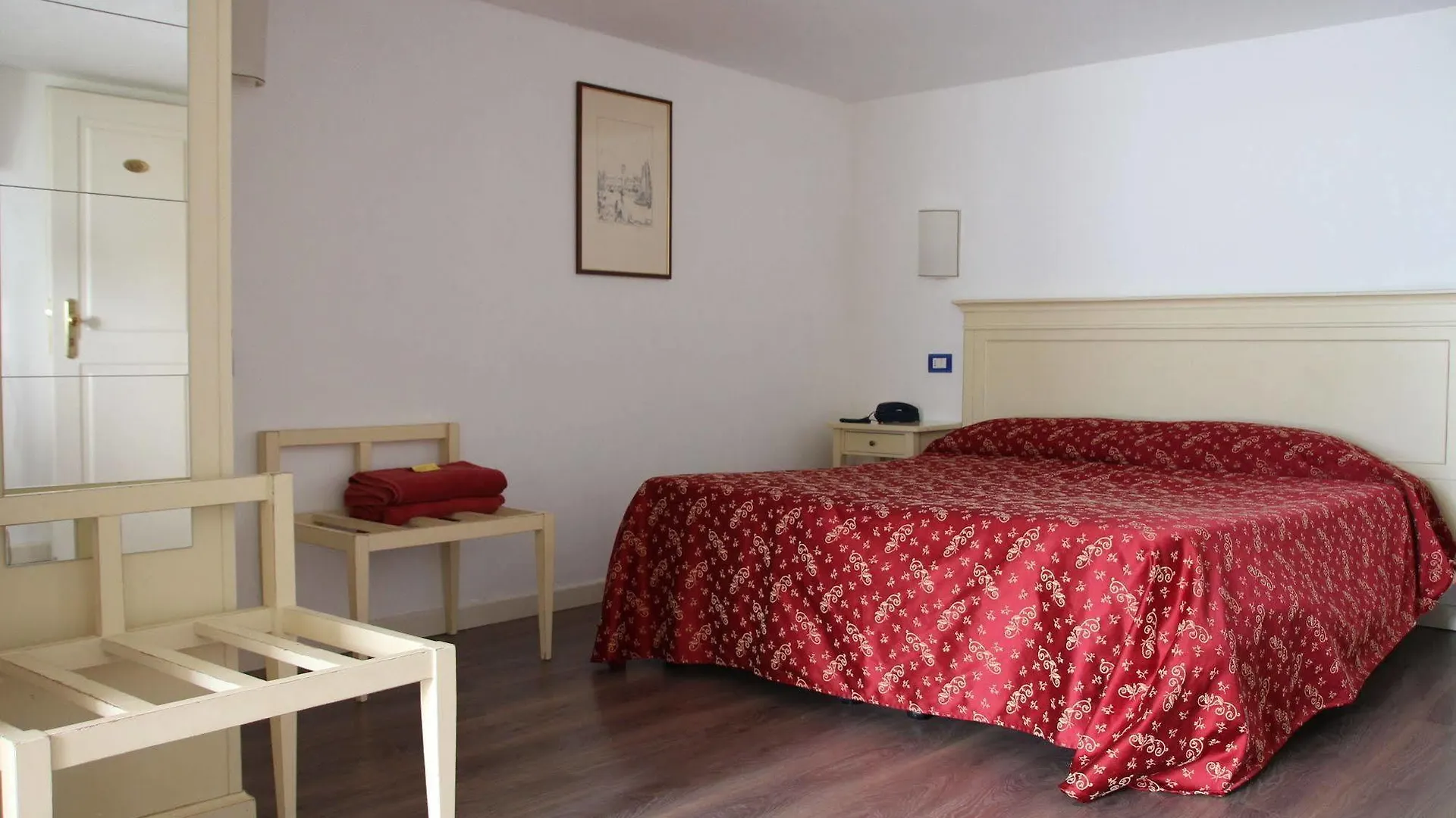 Hotel Villa Romantica Limone sul Garda Italien