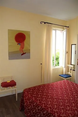 Villa Romantica Hotel 利莫内-苏尔加达