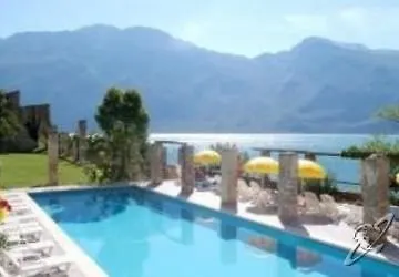 Villa Romantica Hotel 利莫内-苏尔加达 3*,  意大利